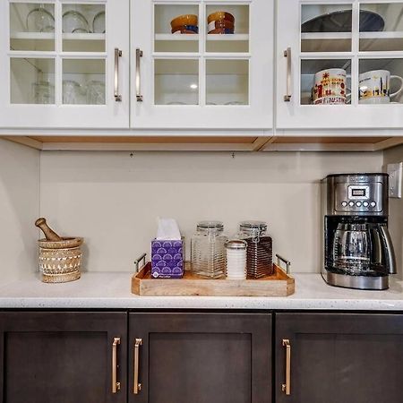 Luxury Apartment In Historic Carriage House ケネット・スクエア エクステリア 写真