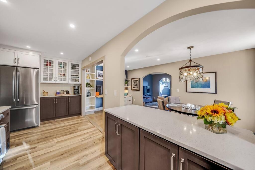 Luxury Apartment In Historic Carriage House ケネット・スクエア エクステリア 写真