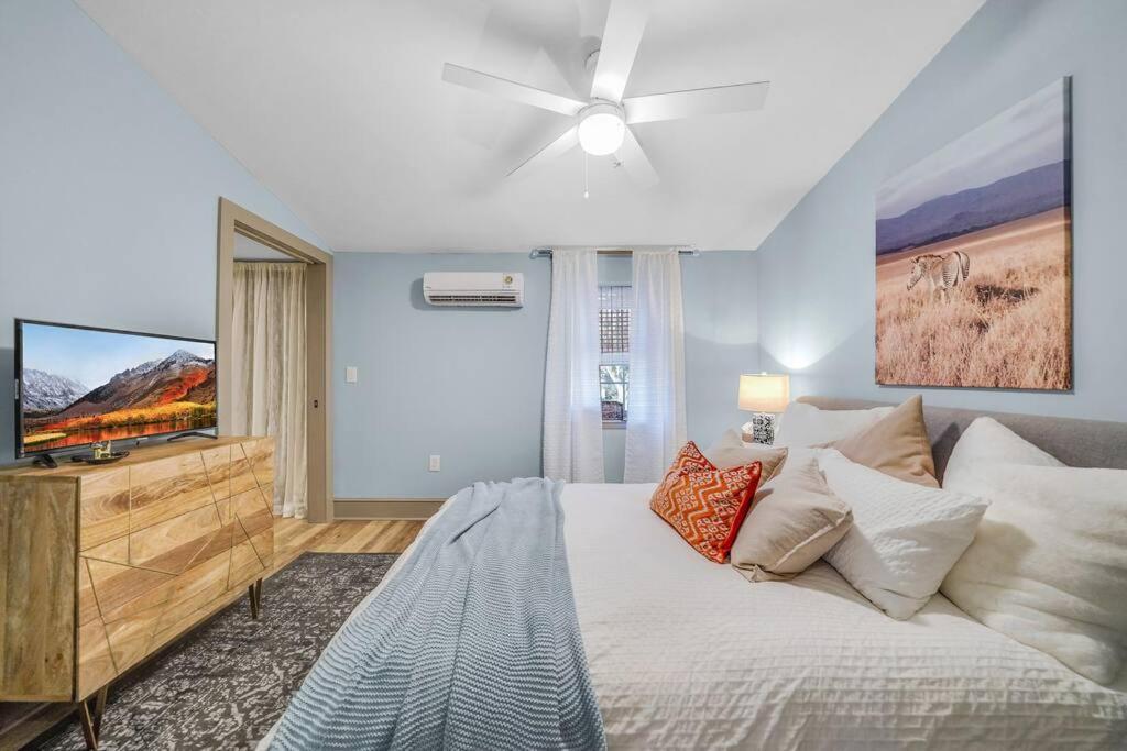 Luxury Apartment In Historic Carriage House ケネット・スクエア エクステリア 写真